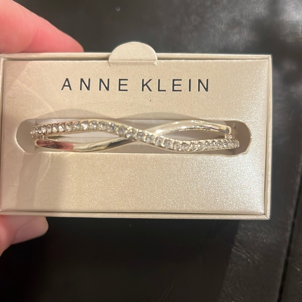 Anne Klein bracelet